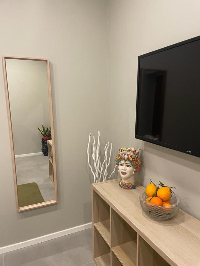 Conny'S House Apartment Catania Ngoại thất bức ảnh