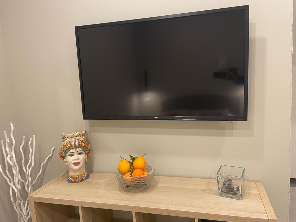 Conny'S House Apartment Catania Ngoại thất bức ảnh