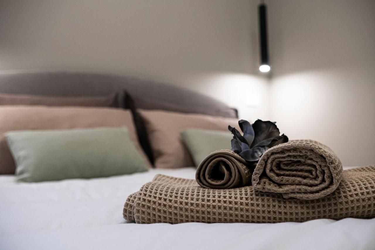 Conny'S House Apartment Catania Ngoại thất bức ảnh